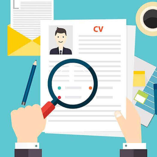 كيفية إنشاء سيرة ذاتية احترافية (CV) تزيد فرص قبولك في الوظائف